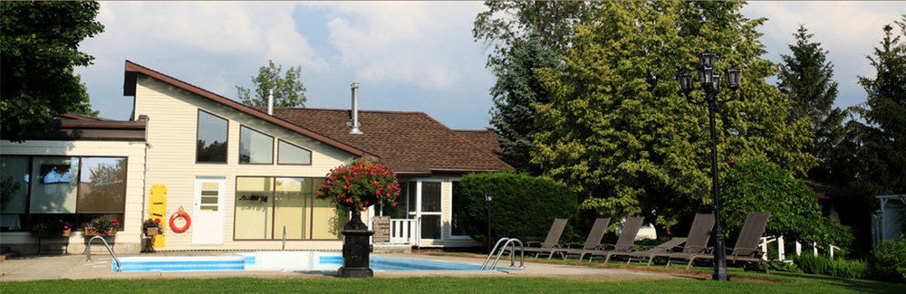 Hessenland Inn & Schatz Winery Zurich Exterior foto